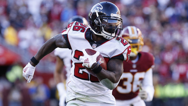 Nov 4, 2018; Landover, MD, USA; Atlanta Falcons running back Tevin Coleman (26) carriers the ball against the Washington Redskins in the fourth quarter at FedEx Field. Photo Credit: Geoff Burke-USA TODAY Sports