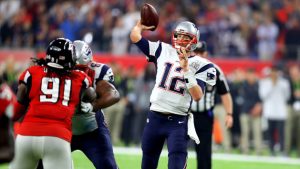 Patriots’ Brady intends to play into his mid-40s