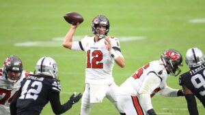 Bucs face Lions with playoff berth on line
