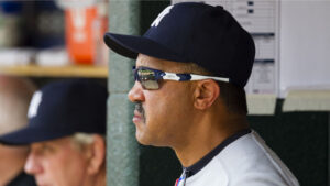 Pena to interview for Red Sox managerial job