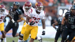 USC struggles but still routs Hawaii 30-13