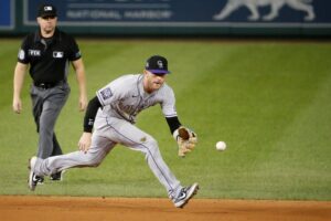 Red Sox sign Trevor Story to 6-year, $140M deal