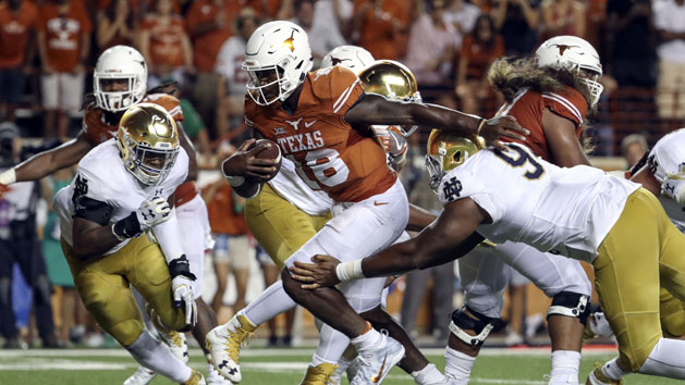 Sep 4, 2016; Austin, TX, USA; Texas Longhorns quarterback Tyrone Swoopes (18) runs for the game winning touchdown during the game against the Notre Dame Fighting Irish at Darrell K Royal-Texas Memorial Stadium. Photo Credit: Kevin Jairaj-USA TODAY Sports