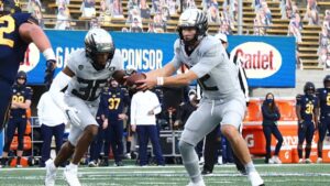 Ex-Oregon QB Shough will transfer to Texas Tech