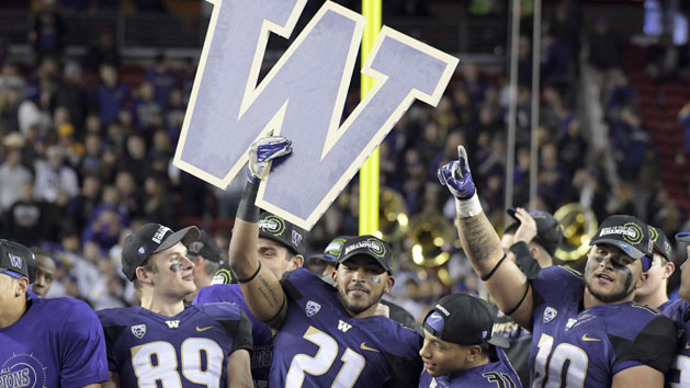 Dec 2, 2016; Santa Clara, CA, USA; Washington Huskies celebrate during the Pac-12 championship against the Colorado Buffaloes at Levi's Stadium. Washington defeated Colorado 41-10. Photo Credit: Kirby Lee-USA TODAY Sports
