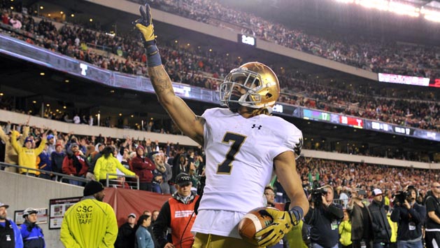 Oct 31, 2015; Philadelphia, PA, USA; Notre Dame Fighting Irish wide receiver Will Fuller (7) reacts after scoring a touchdown against the Temple Owls during the second half at Lincoln Financial Field. Notre Dame won the game 24-20. Mandatory Credit: Derik Hamilton-USA TODAY Sports