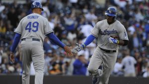 Dodgers even series with win over Padres