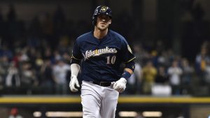 Brewers try to keep rolling against Pirates
