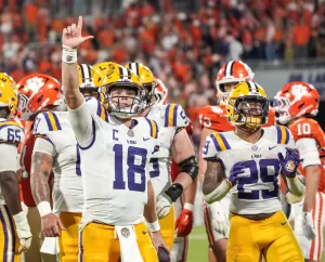 Fourth Quarter TD Pass Wins Big One for LSU