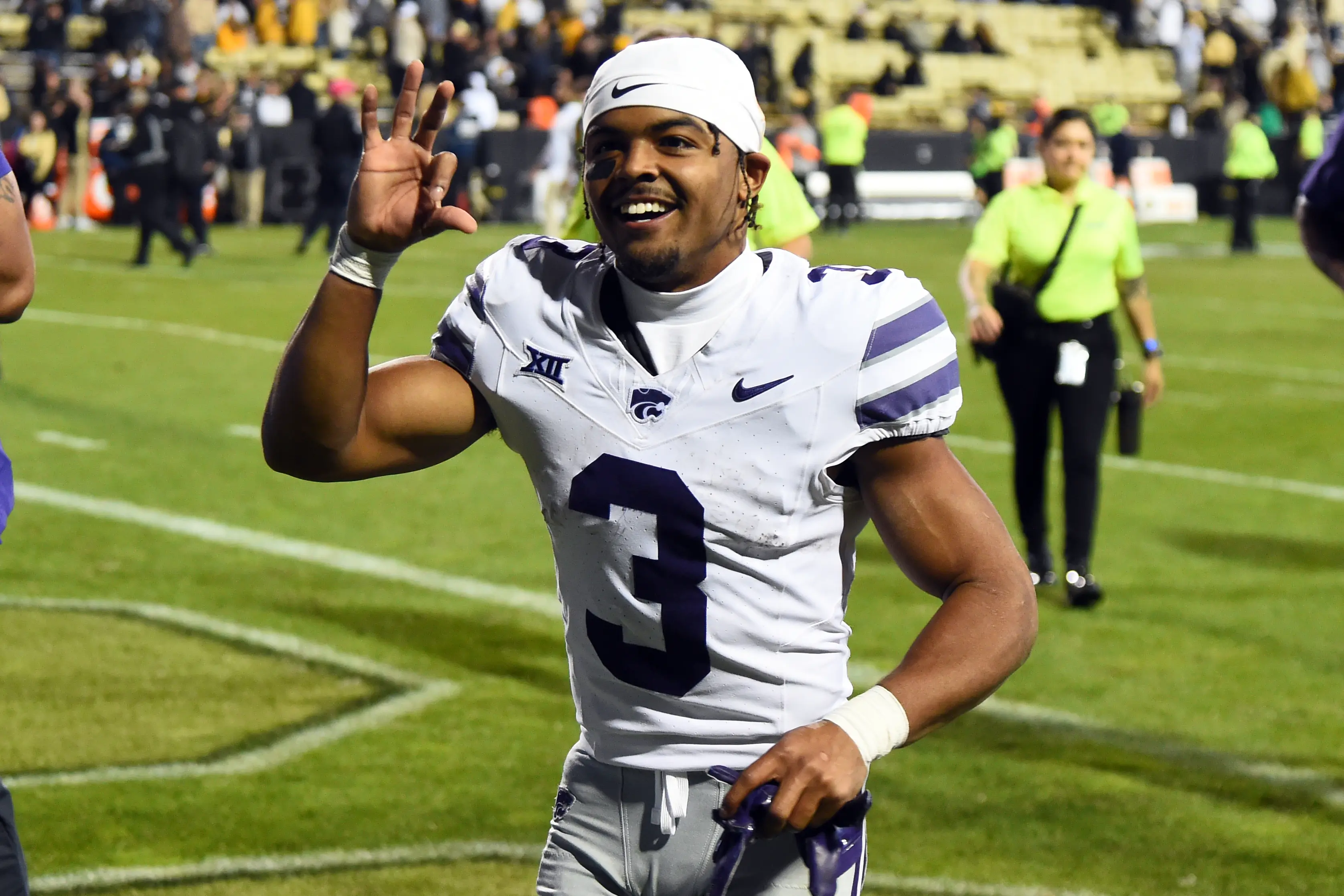 Kansas State Wildcats running back Dylan Edwards (3).